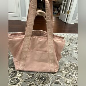 Wild One Pet Tote / Carrier